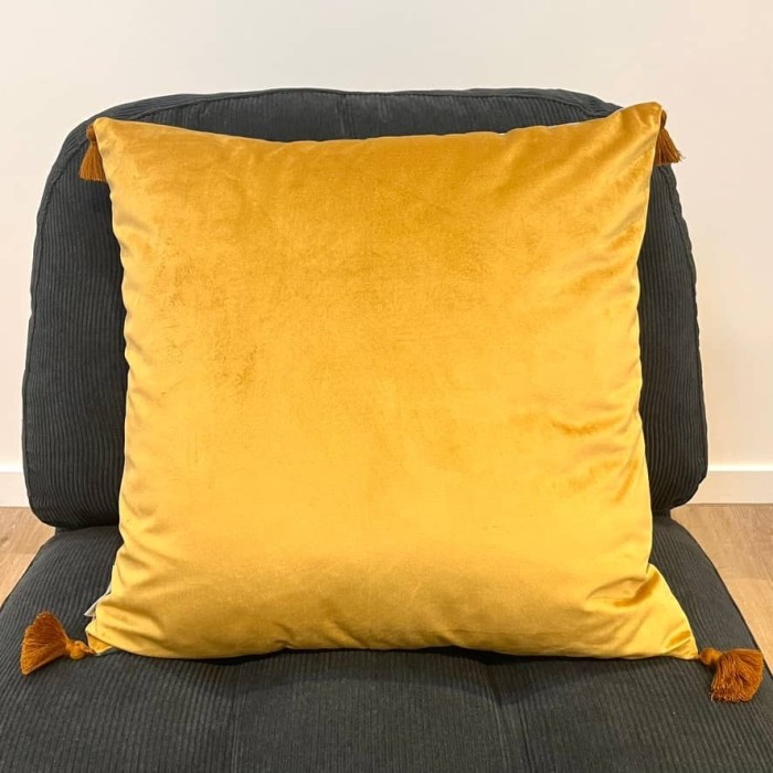 Housse de Coussin en velours avec pompon Coulisse double face camel et kaki - Tissu d'éditeur