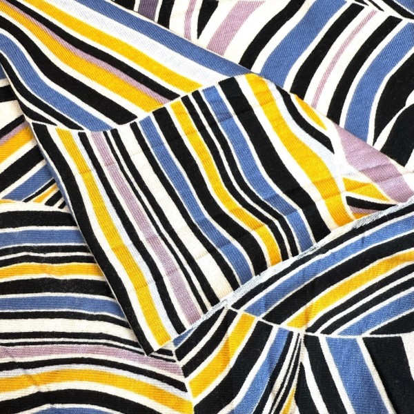 Tissu jersey viscose rayure marbré multicolore Tissu jersey viscose rayure marbré multicolore