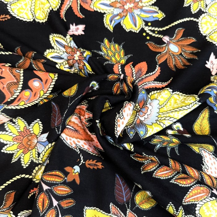 Tissu jersey viscose nature fleur noir multicolore Tissu jersey viscose nature fleur noir multicolore