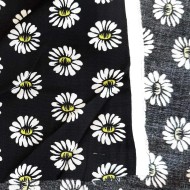 Tissu viscose pâquerette noir multicolore Tissu viscose pâquerette noir multicolore