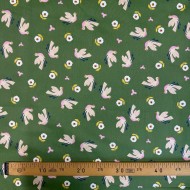 Tissu Coton imprimé Suggy animaux fleurs vert multicolore Tissu Coton imprimé Suggy animaux fleurs vert multicolore
