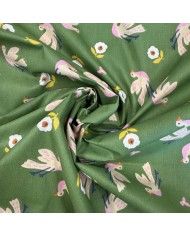 Tissu Coton imprimé Suggy animaux fleurs vert multicolore Tissu Coton imprimé Suggy animaux fleurs vert multicolore