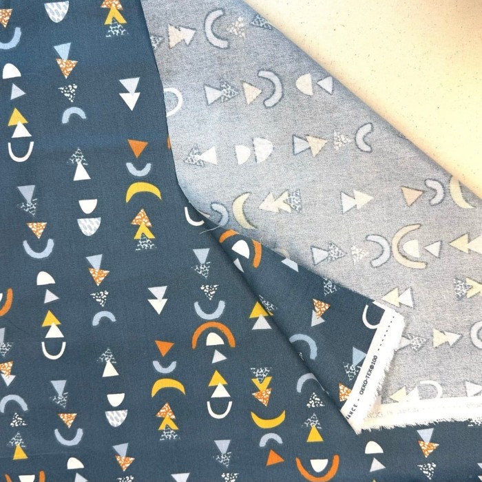 Tissu Coton imprimé Nozbi géométrique bleu multicolore Tissu Coton imprimé Nozbi géométrique bleu multicolore