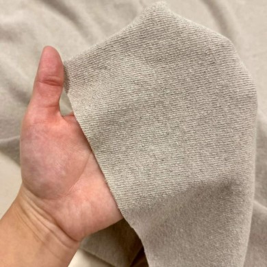 Tissu maille tricot coton taupe clair - Marque Française Tissu maille tricot coton taupe clair - Marque Française
