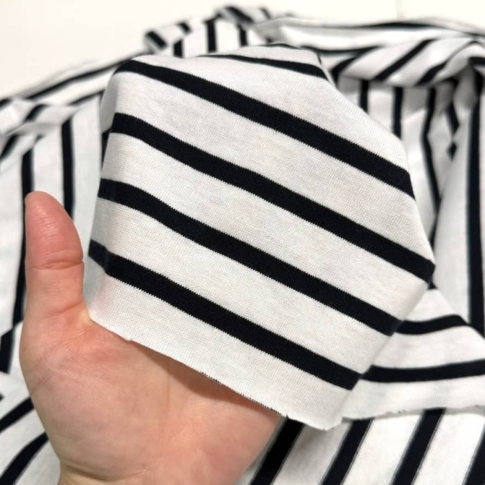 Tissu maille jersey coton à rayures blanc et noir - Marque Française