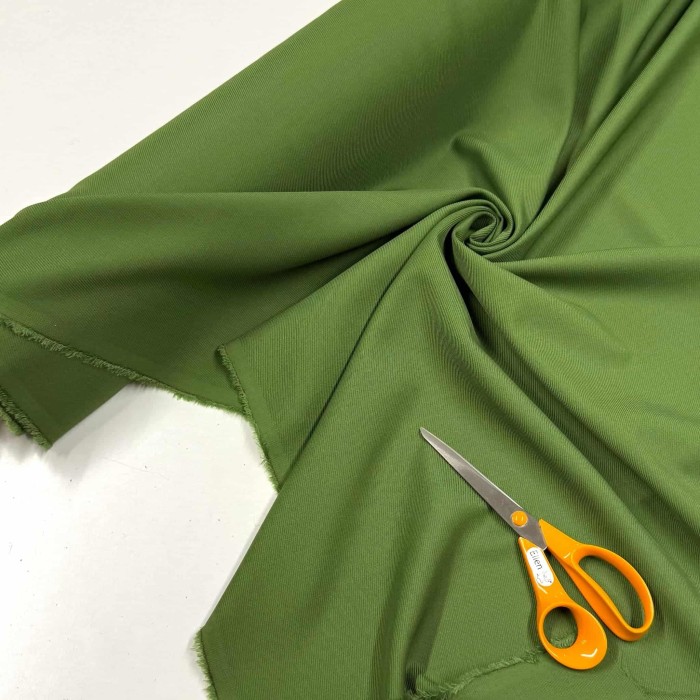 Tissu laine polyester unis vert - Haute couture Tissu laine polyester unis vert - Haute couture