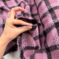 Tissu laine polyester effet tweed carreaux rose noir Tissu laine polyester effet tweed carreaux rose noir