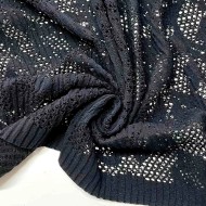 Tissu dentelle noir motifs arabesques fleuries