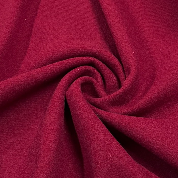 Tissu Laine Polyamide rouge framboise Tissu Laine Polyamide rouge framboise