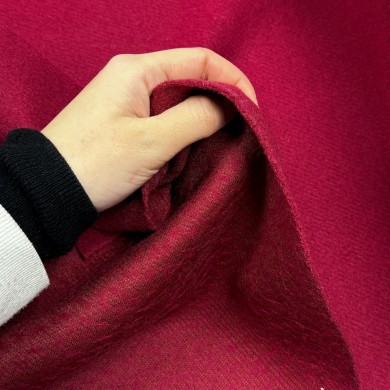 Tissu Laine Polyamide rouge framboise Tissu Laine Polyamide rouge framboise