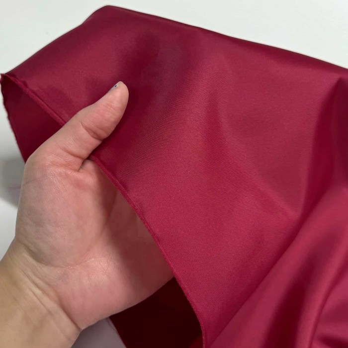 Tissu doublure polyester framboise uni