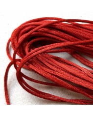 Queue de rat rouge polyester 2mm
