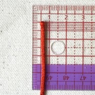 Queue de rat rouge polyester 2mm