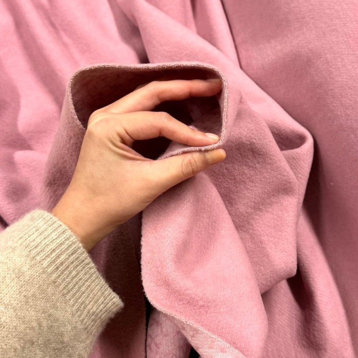 Tissu laine polyamide drap de laine rose poudré uni Tissu laine polyamide drap de laine rose poudré uni