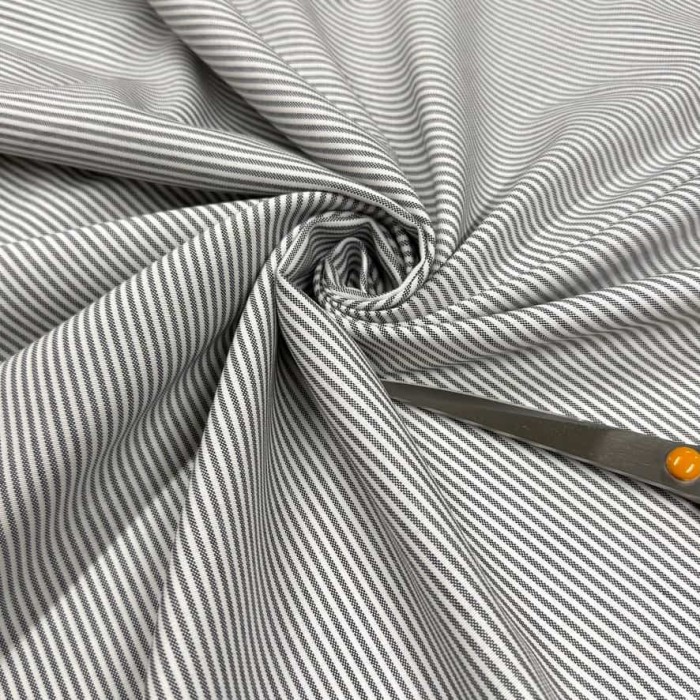 Tissu coton oxford chambray à petites rayures anthracite et blanches - Haute couture