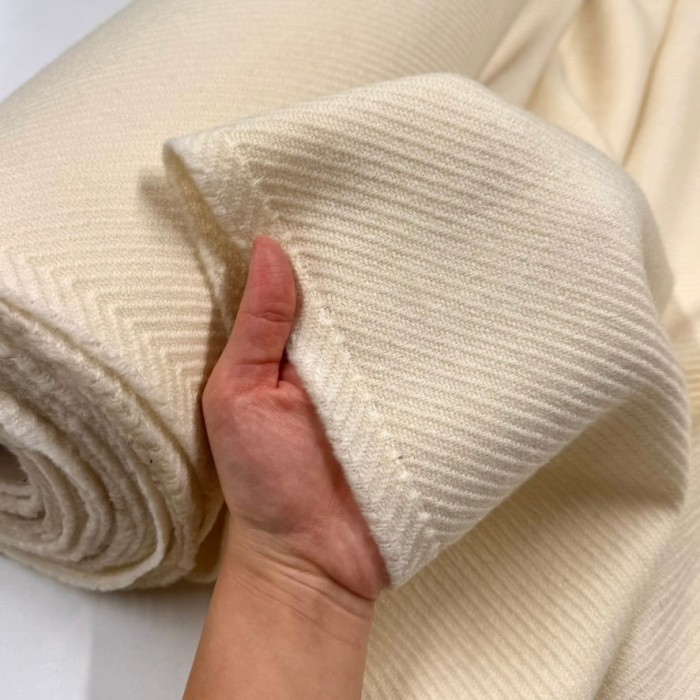 Tissu laine pure épais chevron crème Tissu laine pure épais chevron crème