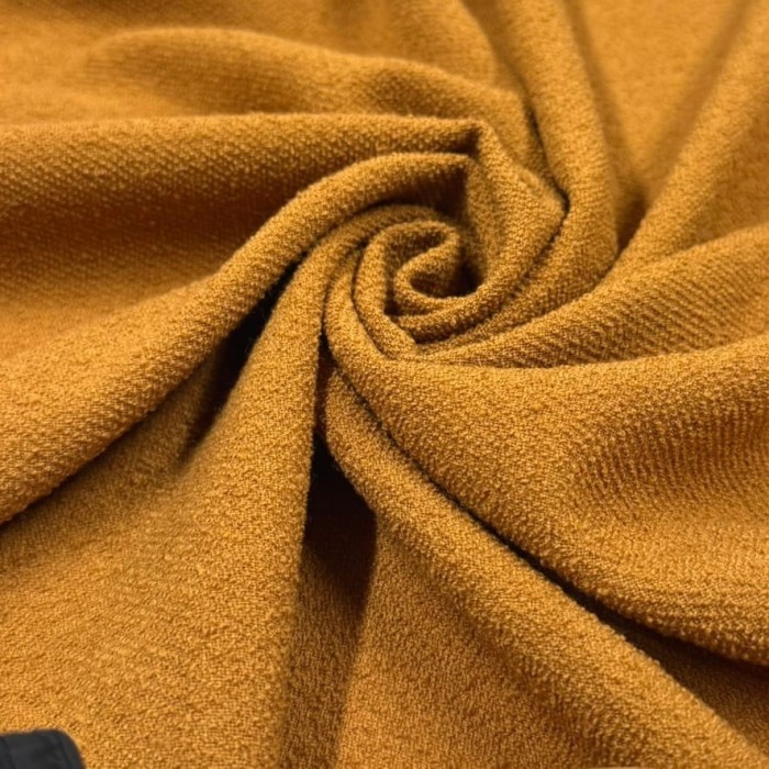 Tissu en pure laine fine texturée camel Tissu en pure laine fine texturée camel