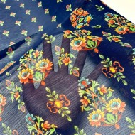 Tissu voile de polyester à fleurs fantaisie bleu multi-couleur Tissu voile de polyester à fleurs fantaisie bleu multi-couleur