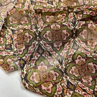 Tissu voile de polyester à fleurs arabesque multi-couleurs
