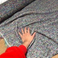 Tissu tweed laine et polyester multicolore avec un fond gris Tissu tweed laine et polyester multicolore avec un fond gris