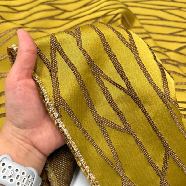 Tissu Padi jaune d'or - Tissu d'éditeur Tissu Padi jaune d'or - Tissu d'éditeur