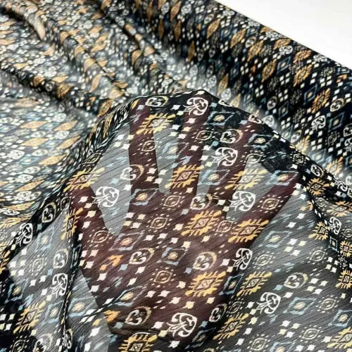 Tissu voile de polyester à rayure pendentif noir multi-couleur