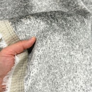 Tissu velours Garbo gris perle - Tissu d'éditeur Tissu velours Garbo gris perle - Tissu d'éditeur