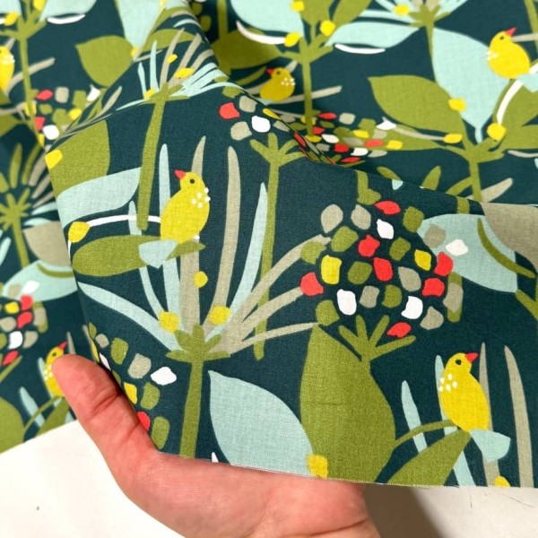 Tissu Coton imprimé edbono oiseaux et palmiers vert Tissu Coton imprimé edbono oiseaux et palmiers vert