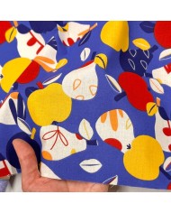 Tissu Coton imprimé Nashi Fruits en fête sur bleu vif Tissu Coton imprimé Nashi Fruits en fête sur bleu vif