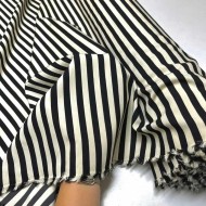 Tissu viscose rayure noir - Haute couture Tissu viscose rayure noir - Haute couture