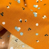 Tissu Coton imprimé Nozbi pollen de fleur caramel menthe Tissu Coton imprimé Nozbi pollen de fleur caramel menthe