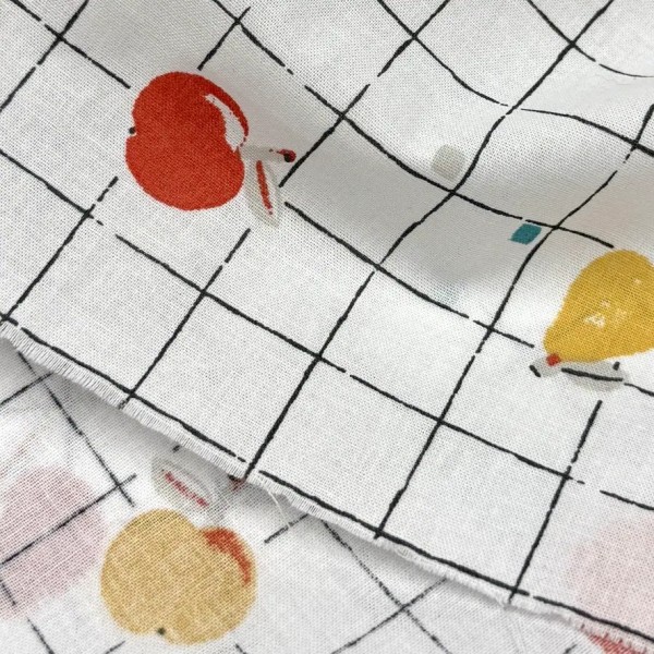 Tissu Coton imprimé fruits sur carreaux Tissu Coton imprimé fruits sur carreaux