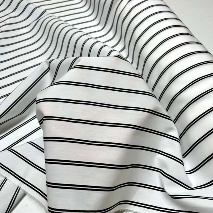 Tissu popeline de coton rayures blanc noir - Haute couture