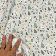 Tissu Coton imprimé Woody Forêt nuage gris clair