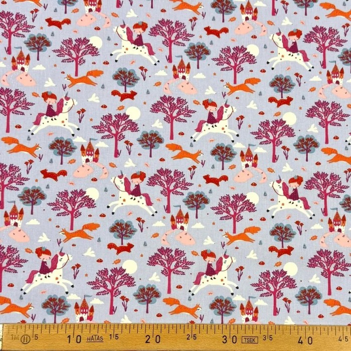 Tissu Coton imprimé château licorne renard violet