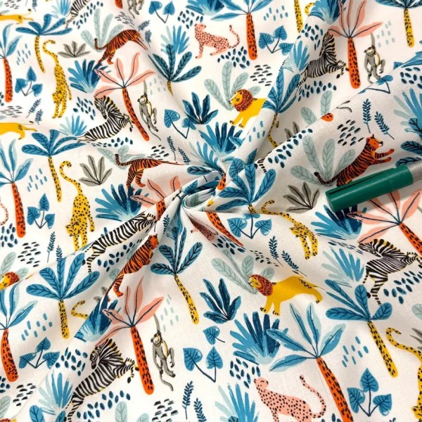 Tissu Coton imprimé Simba Jungle Animaux multi-couleur Tissu Coton imprimé Simba Jungle Animaux multi-couleur