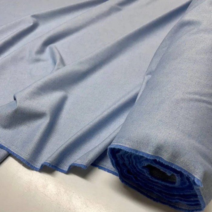 Tissu coton tissé double fil bleu uni - Haute couture Tissu coton tissé double fil bleu uni - Haute couture