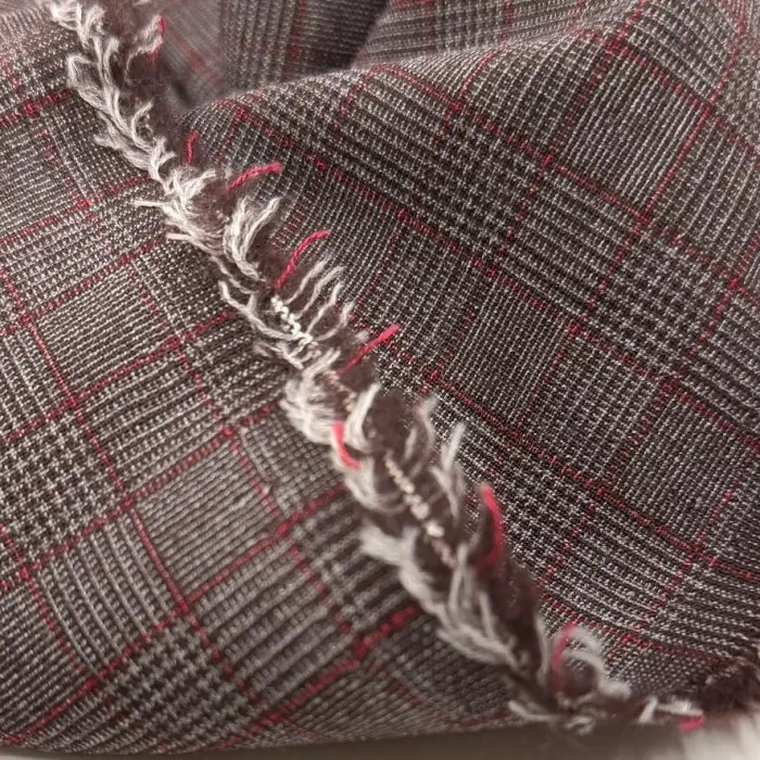 Tissu Laine Polyester écossais Marron Blanc aux Fines Lignes Rouges