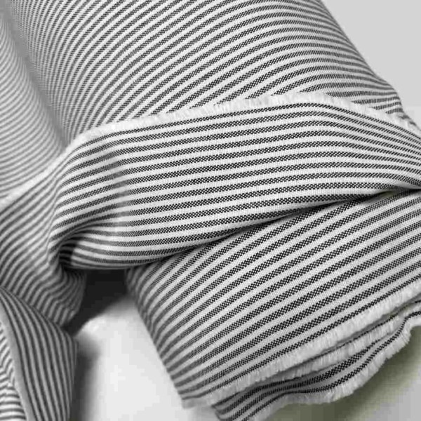 Tissu coton Oxford rayures noir blanc - Haute couture Tissu coton Oxford rayures noir blanc - Haute couture