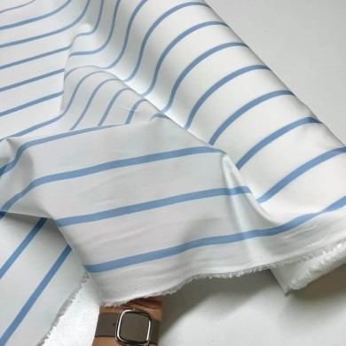 Tissu popeline de coton rayures bleu ciel blanc - Haute couture Tissu popeline de coton rayures bleu ciel blanc - Haute couture